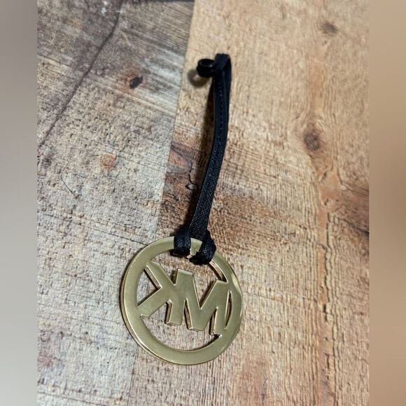 Black saffiano leather replacement Strap with Gold MK bag Charm - Picture 9 of 13